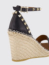woman's heeled sandal