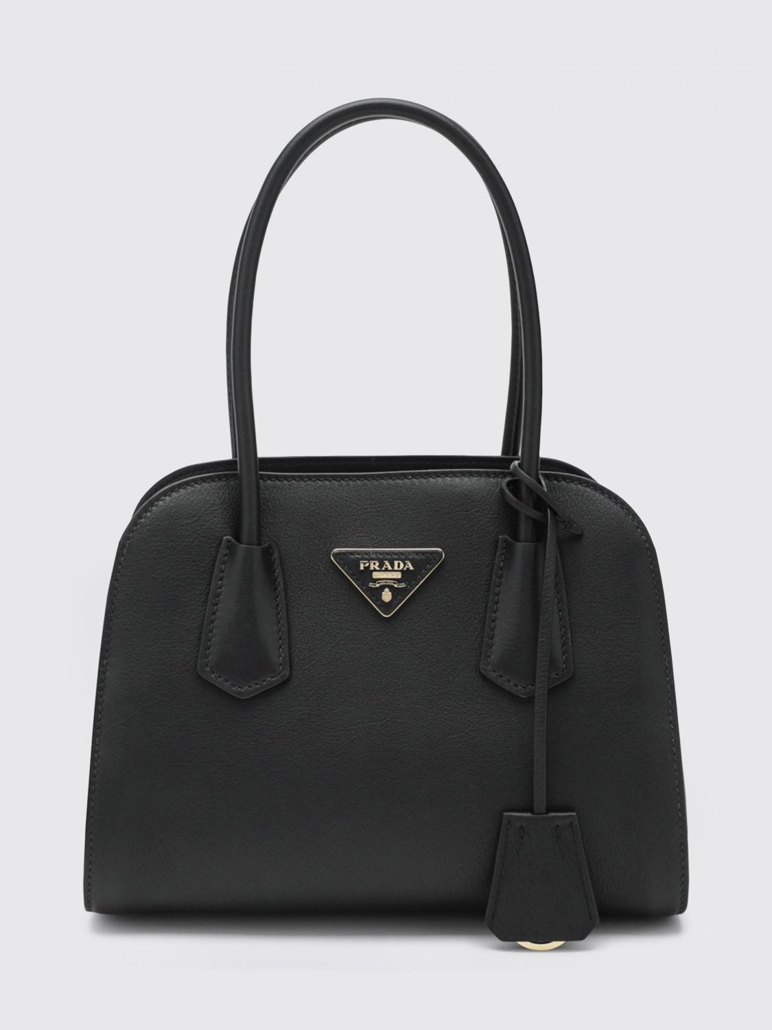 woman's shoulder bag