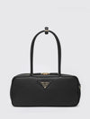woman's shoulder bag