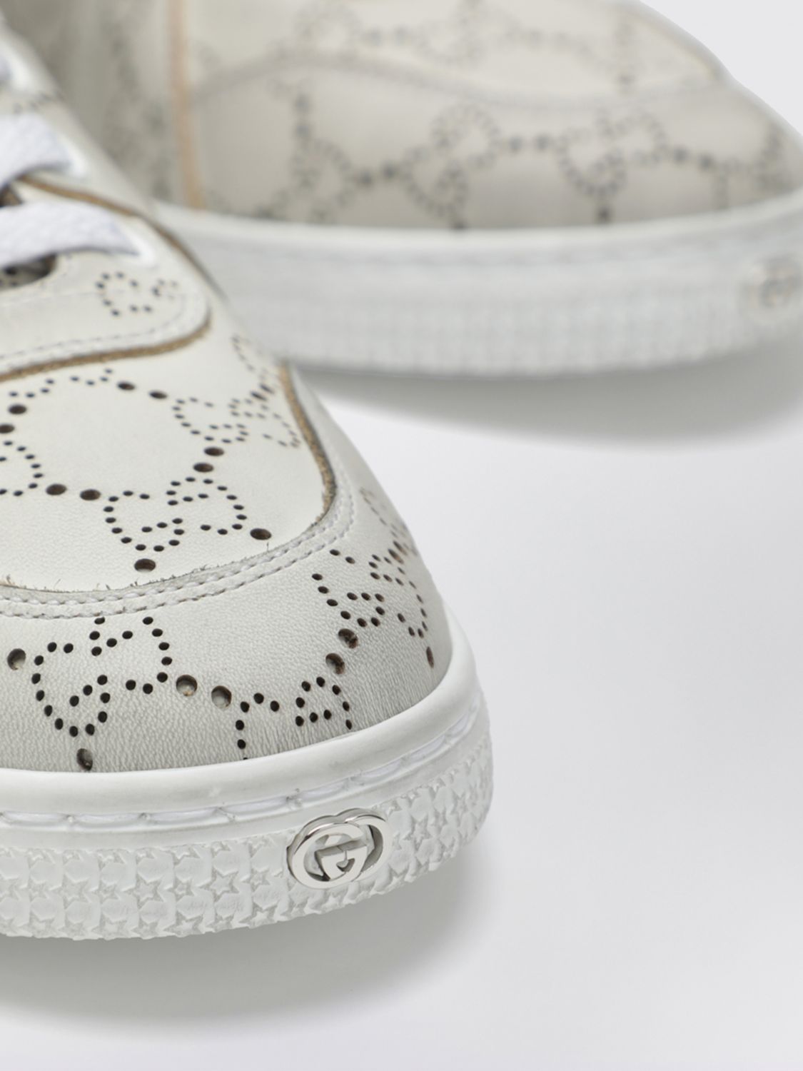 sneakers woman
