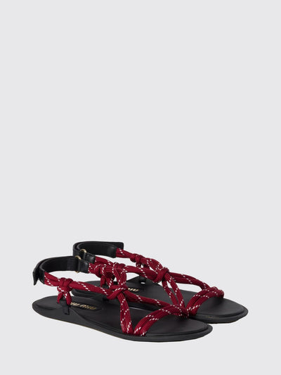 woman's heeled sandal