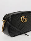gg marmont matelassé chevron nappa shoulder bag