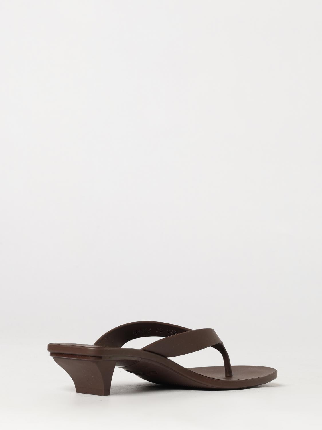 vittoria rubber thong sandals with low heel