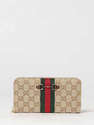 woman's wallet