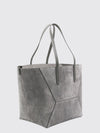 woman's shoulder bag