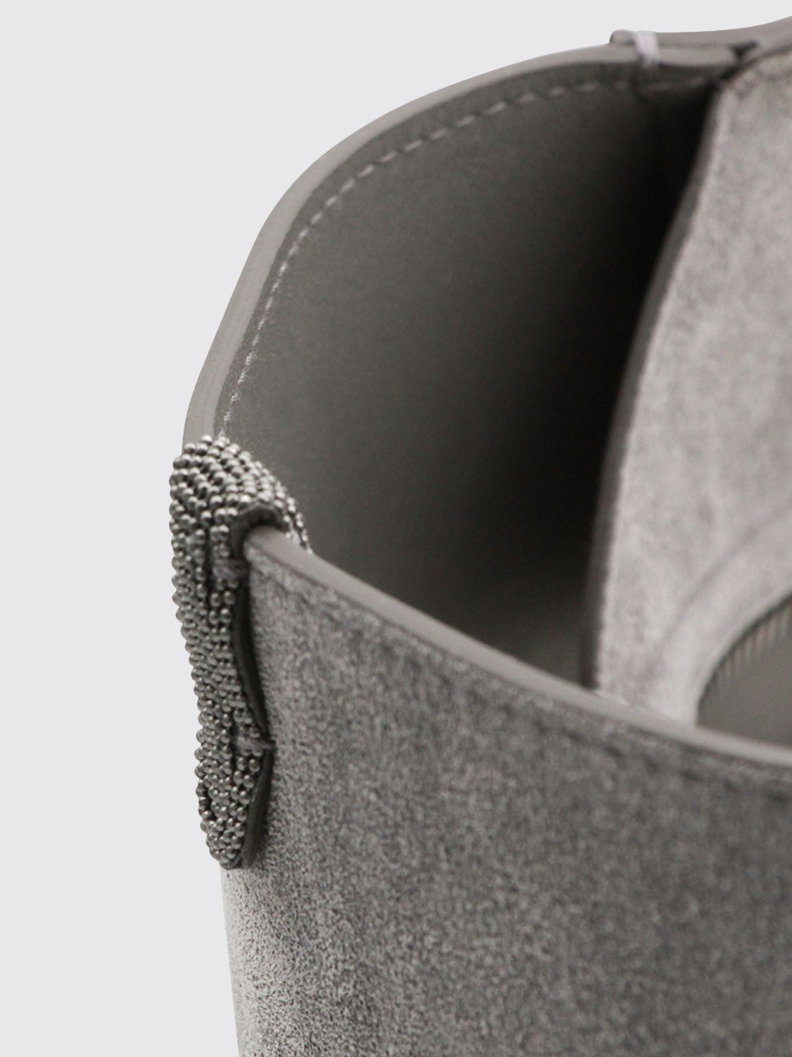 woman's shoulder bag