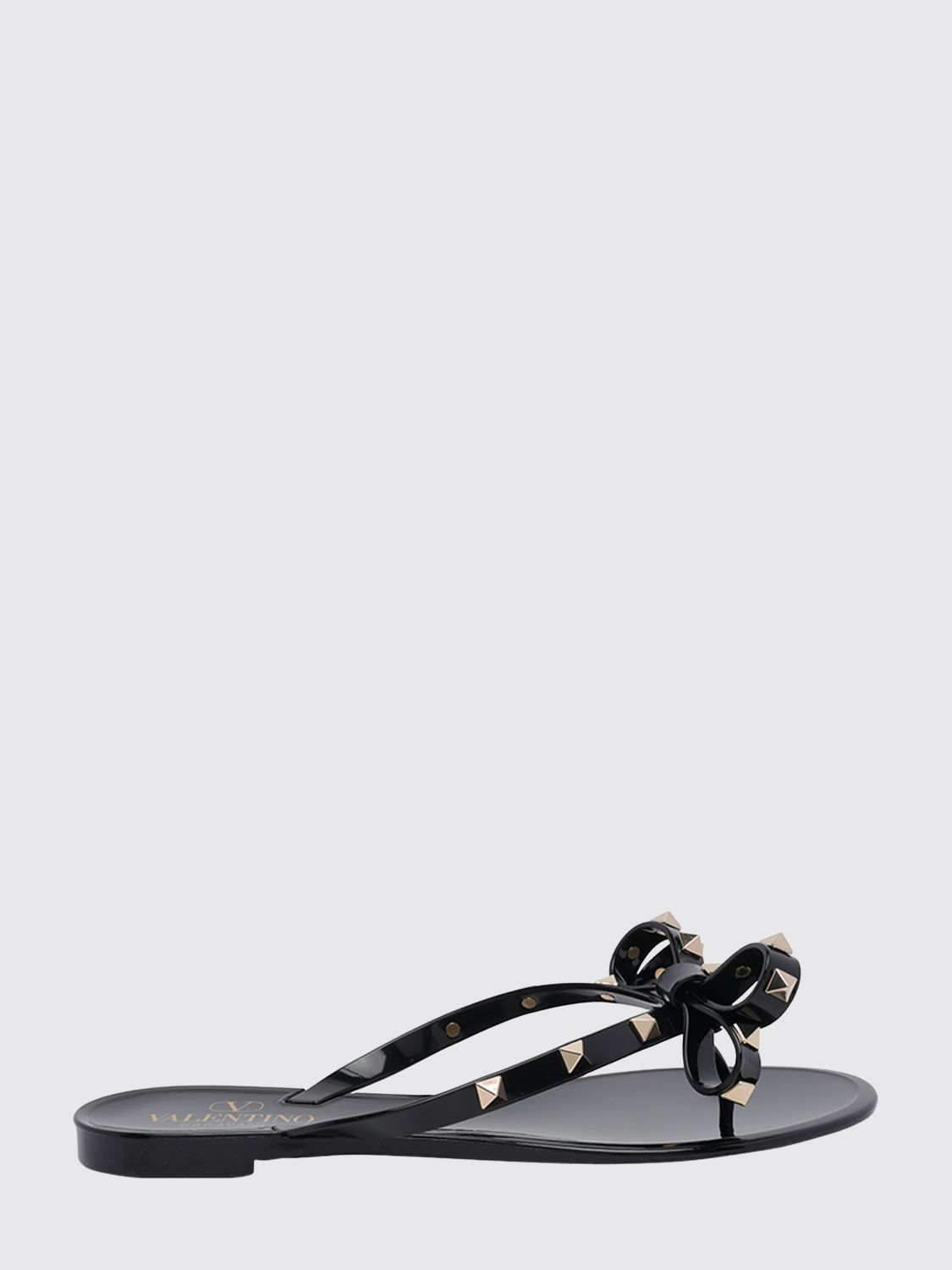 rockstud rubber thong sandals with studs and bow detail