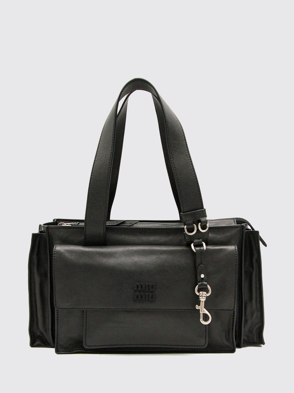 woman's shoulder bag