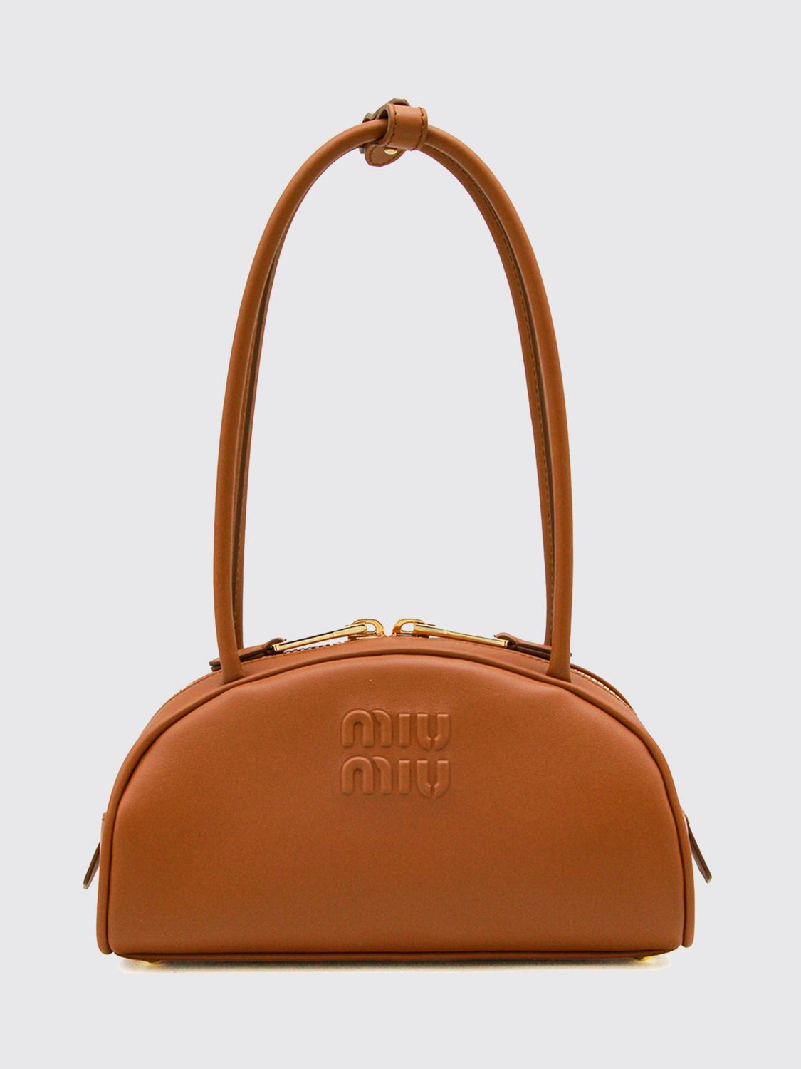woman's shoulder bag