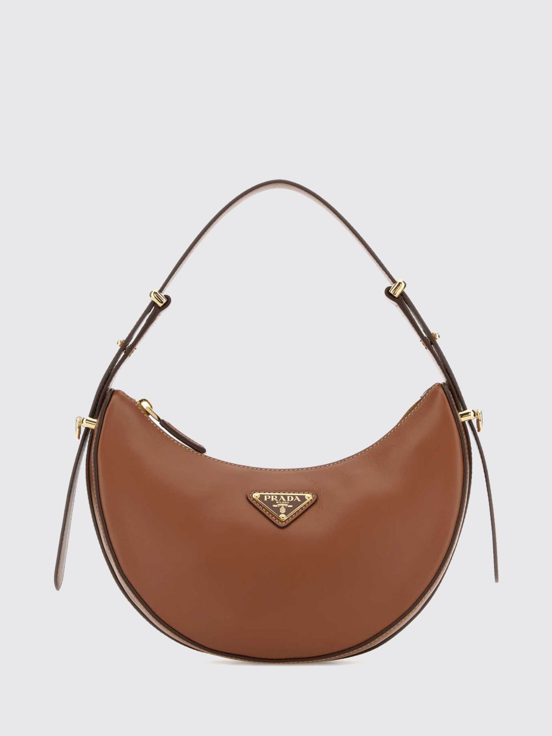 woman's shoulder bag