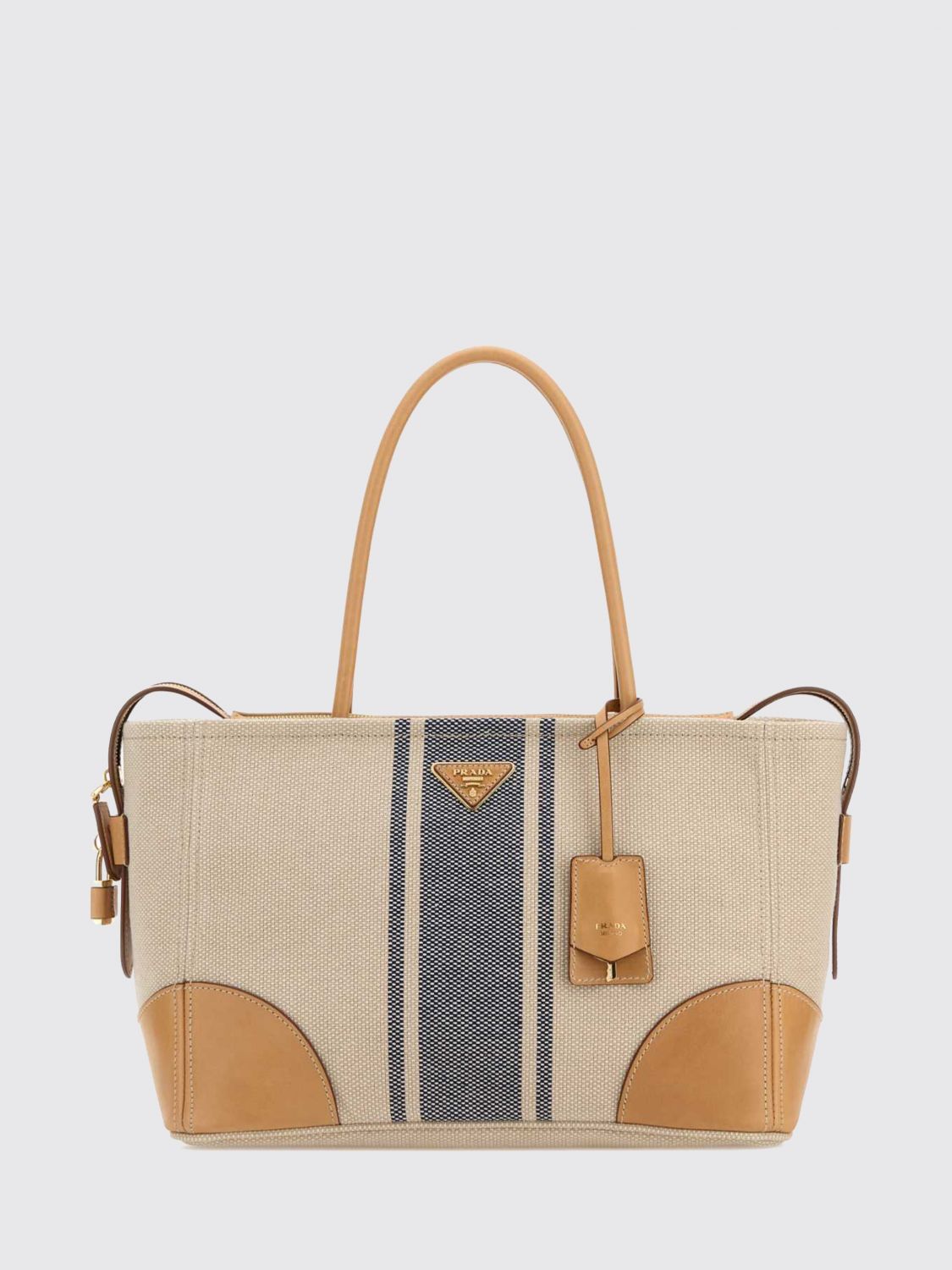woman's tote bag