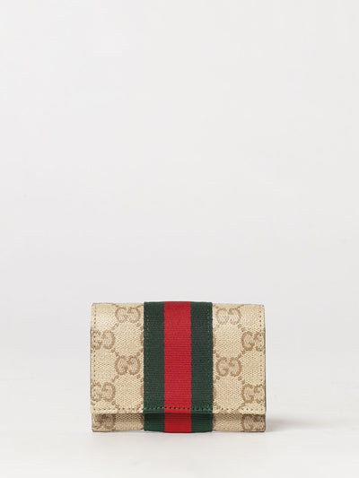 woman's wallet