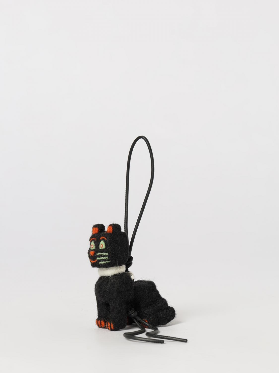 futurist cat animal-shaped keychain in wool felt