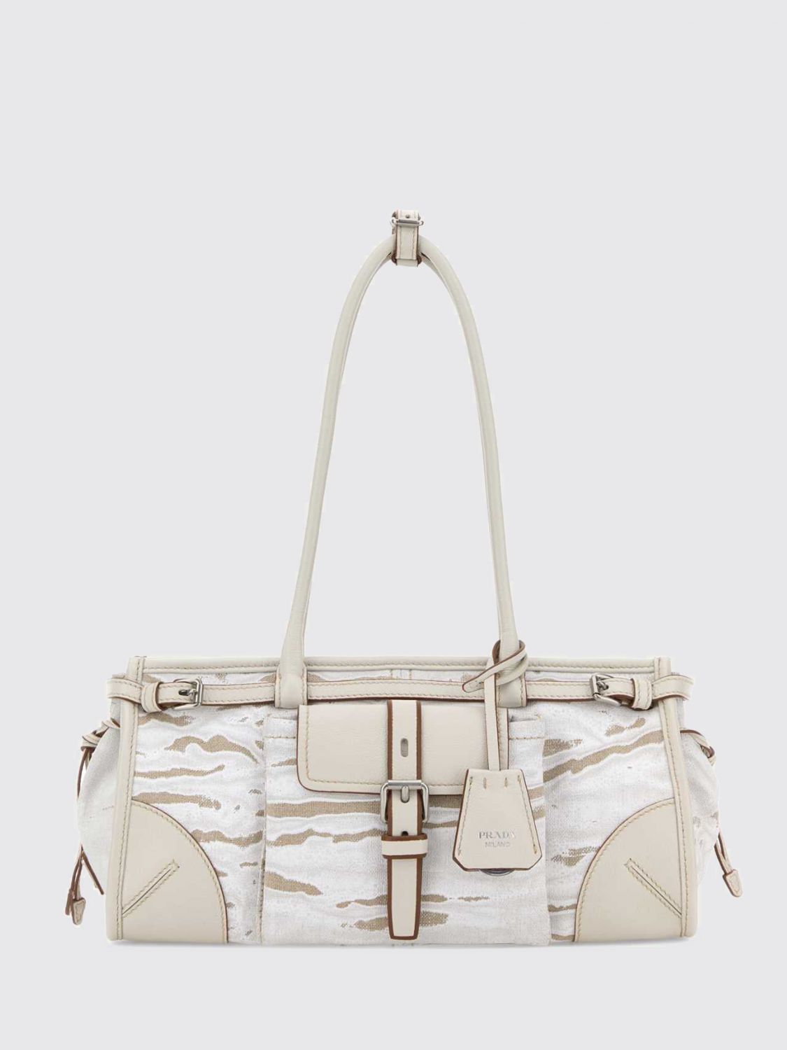 woman's shoulder bag