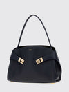 woman's tote bag