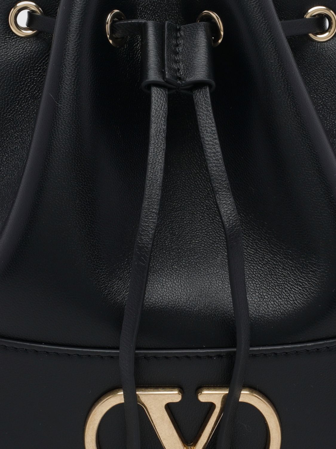 vlogo signature mini bucket bag in calf leather
