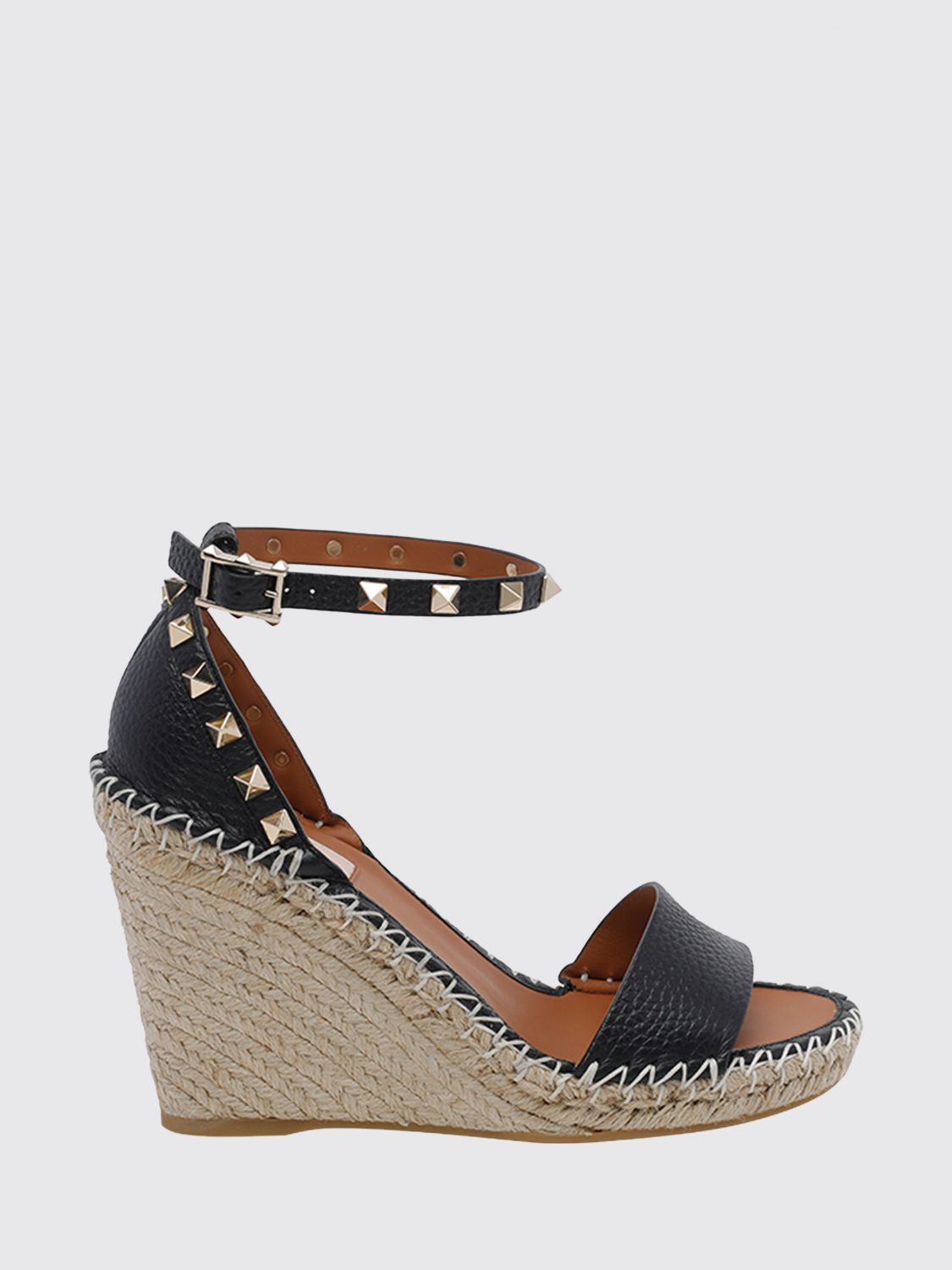 rockstud grained leather wedge sandals