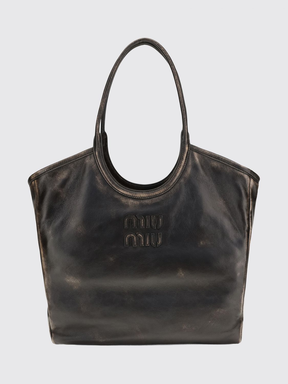 woman's shoulder bag