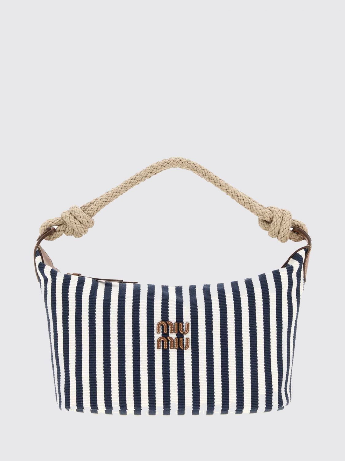 woman's shoulder bag