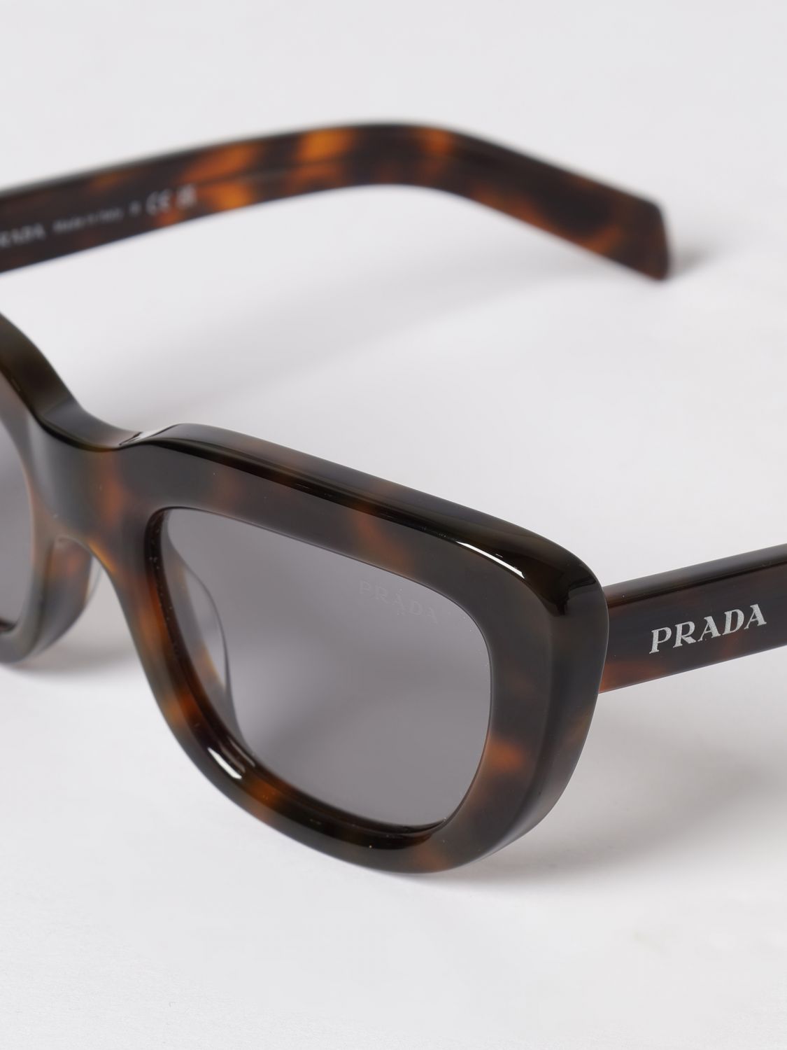 tortoiseshell acetate teardrop sunglasses with polarized lenses