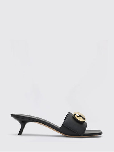pebble mule sandals in leather with low heel and square toe