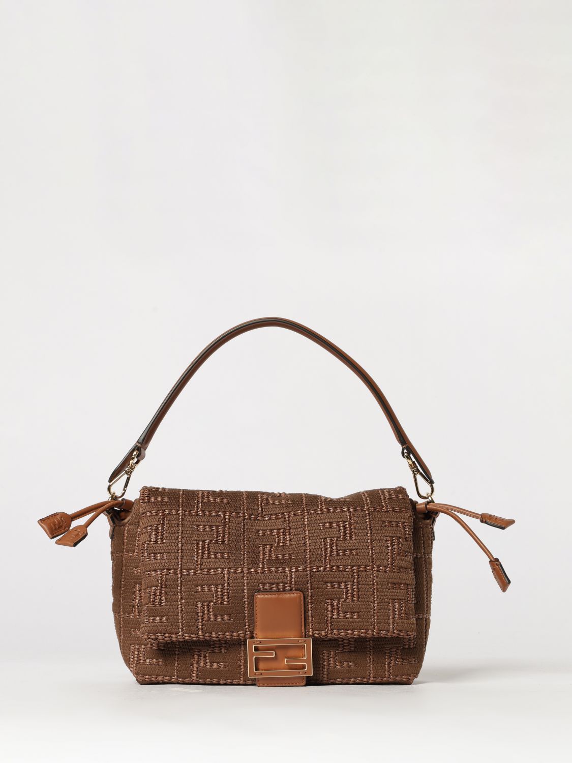 woman's shoulder bag