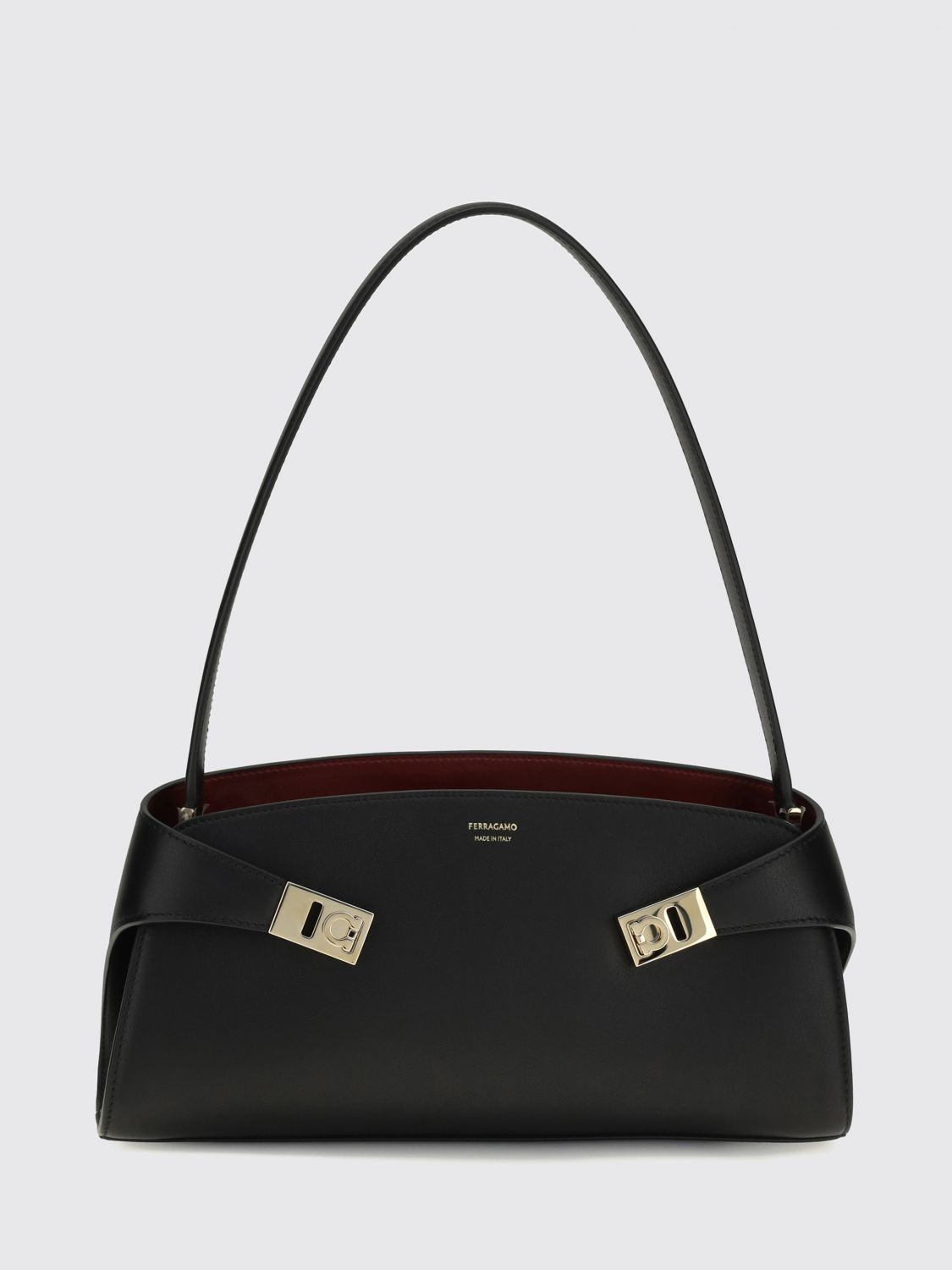 hug east-west smooth calf leather shoulder bag