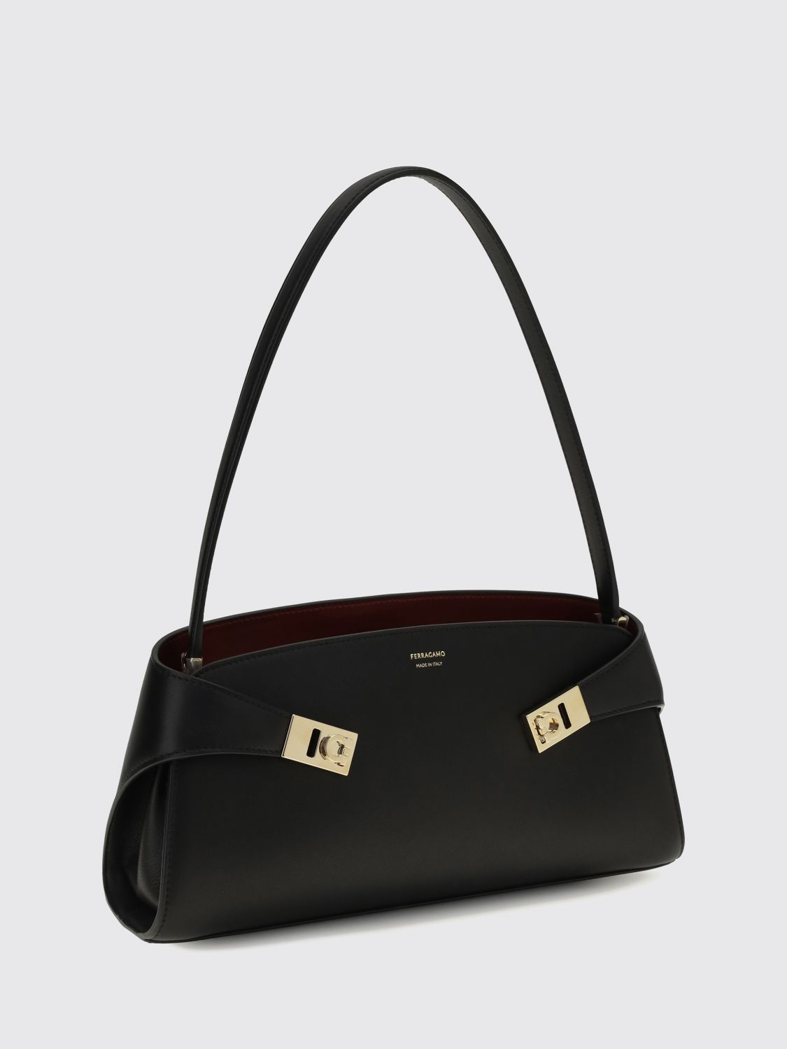 hug east-west smooth calf leather shoulder bag