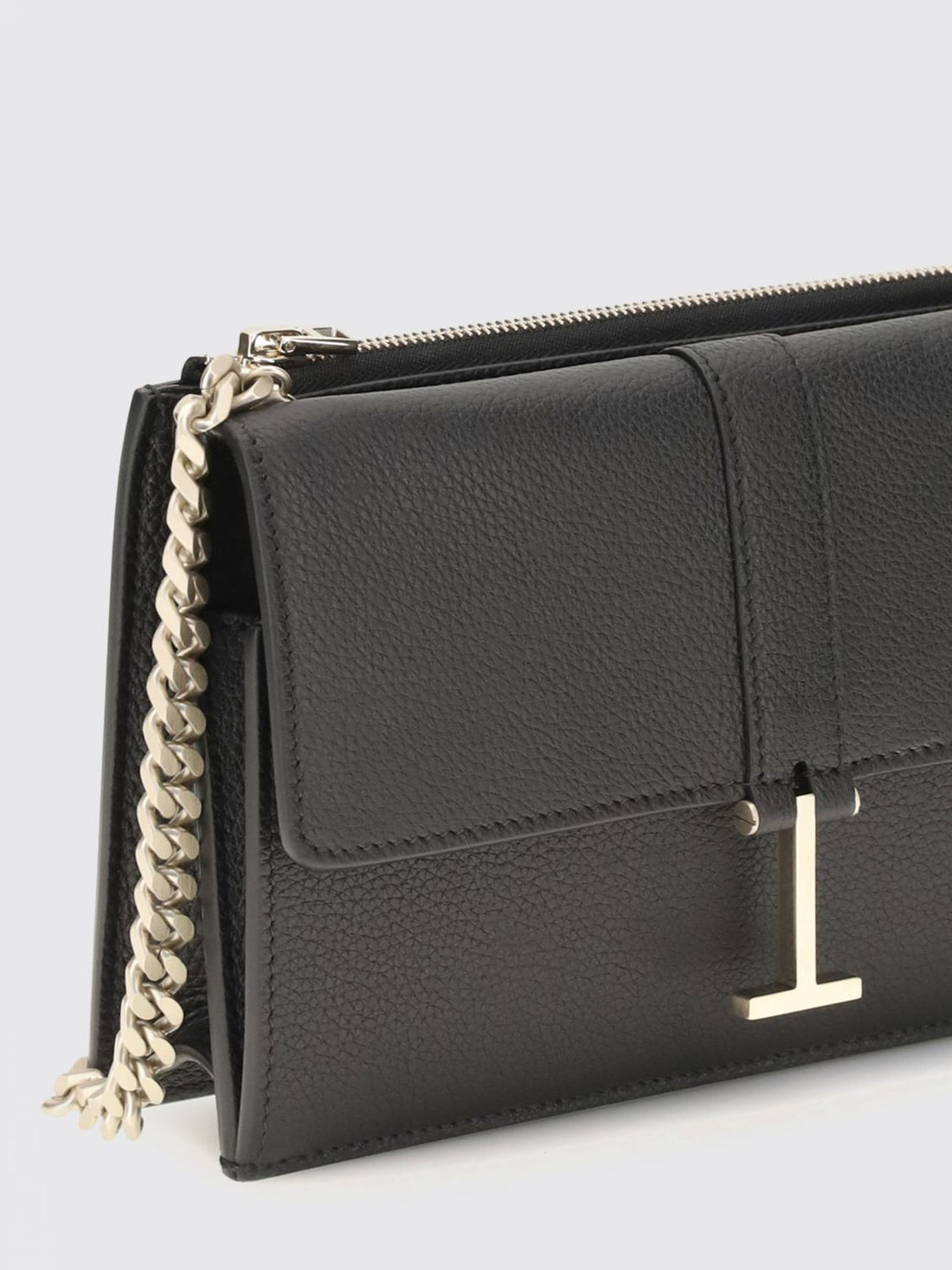 TOM FORD OS leather crossbody bag with metal chain strap and flap closure