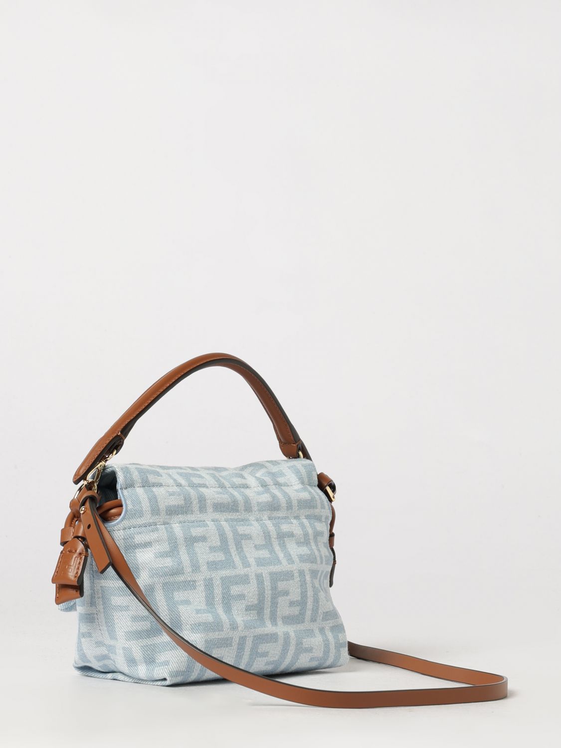 woman's shoulder bag