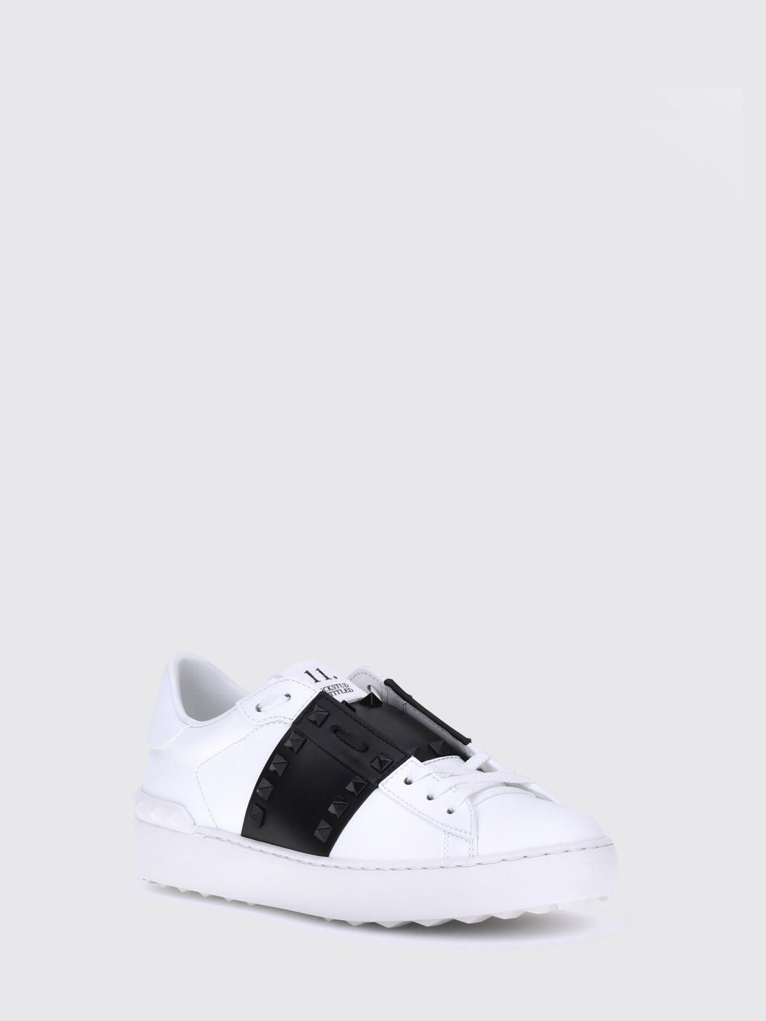 VALENTINO GARAVANI 36 rockstud untitled sneakers in smooth leather with studs