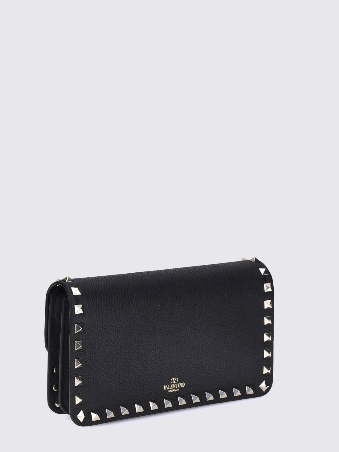 VALENTINO GARAVANI OS rockstud wallet on chain in grained calfskin with studs