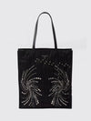 woman's tote bag