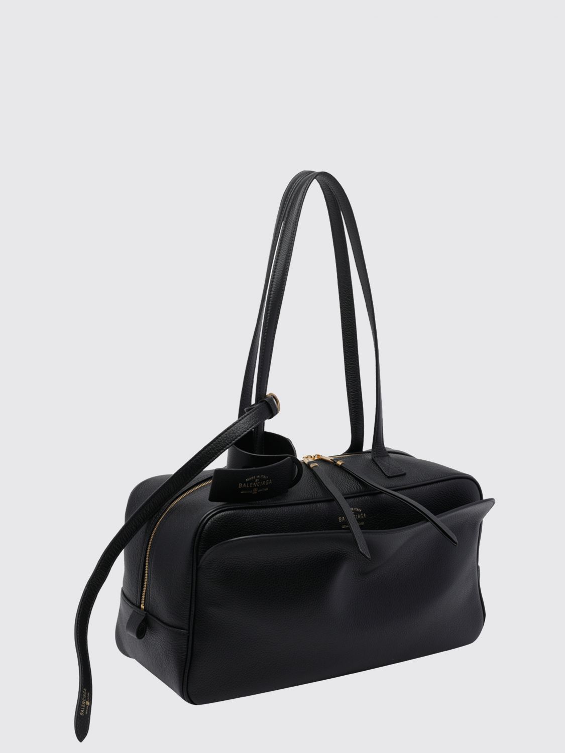 grained calfskin leather shoulder bag with logo and charm