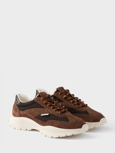 woman's sneakers