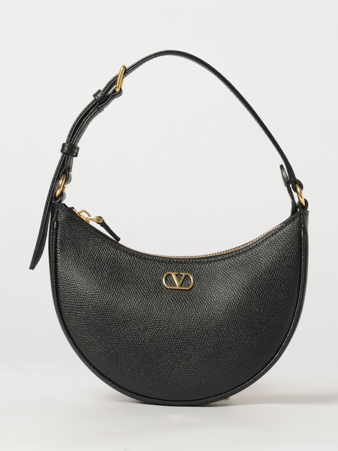 woman's shoulder bag