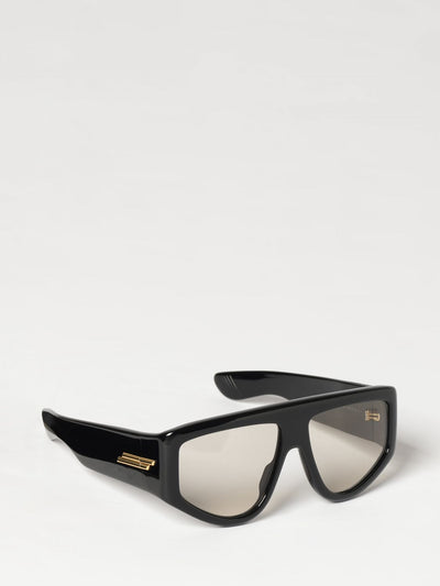 woman's sunglasses