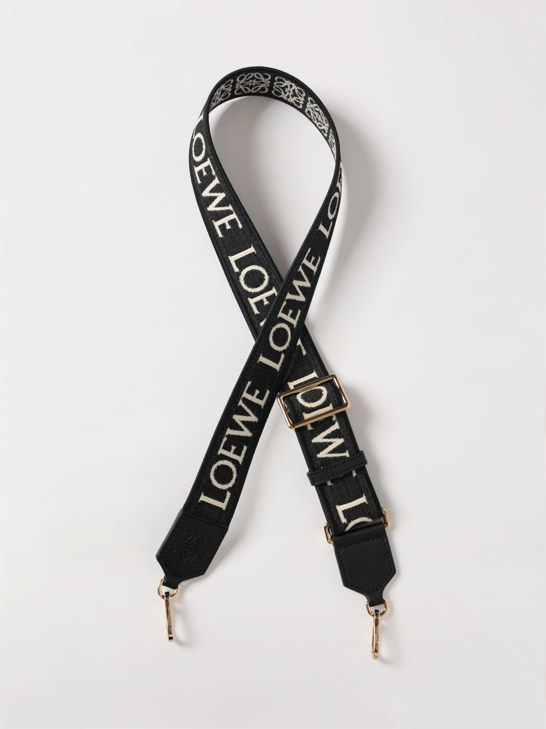 adjustable canvas and leather shoulder strap with jacquard logo