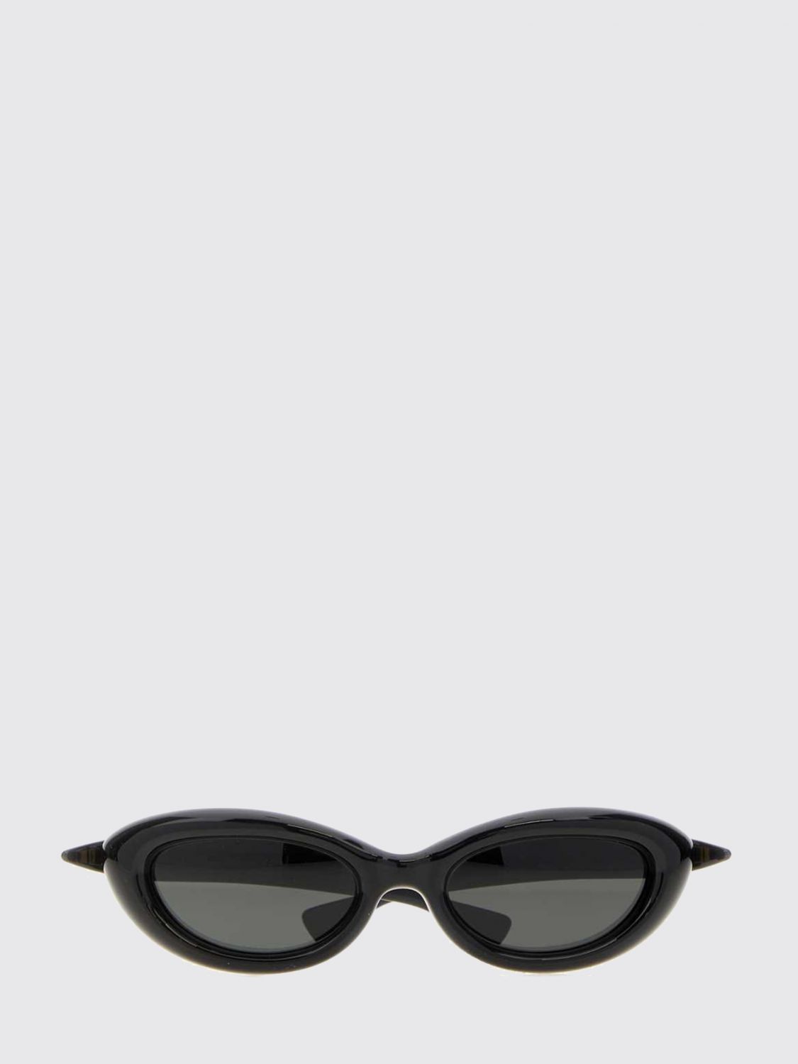 woman's sunglasses