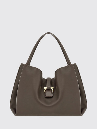 woman's shoulder bag