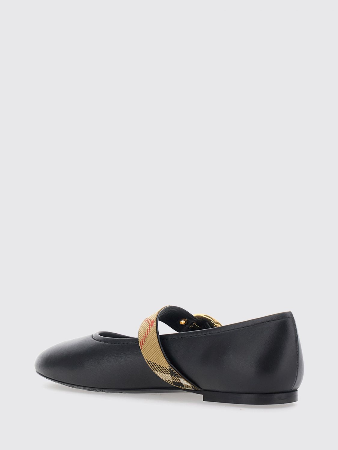 woman's ballet flat