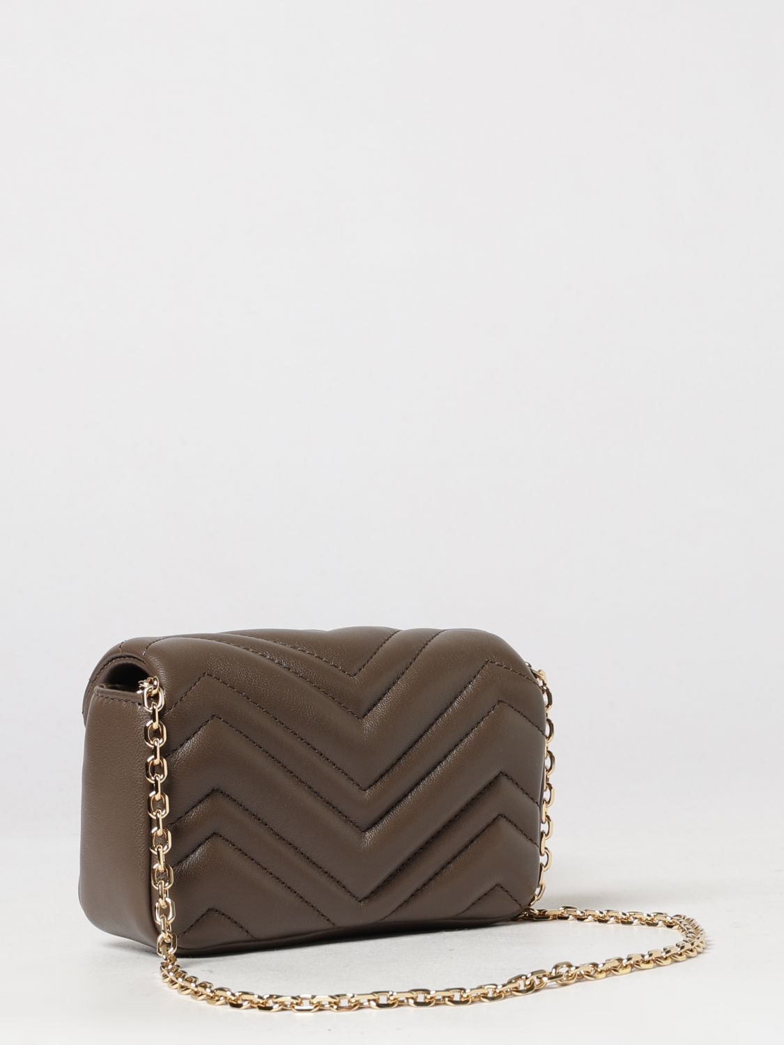 gg marmont matelassé chevron nappa mini crossbody bag