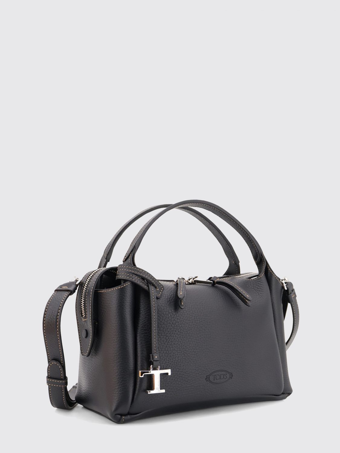 grained leather handbag with shoulder strap and logo charm