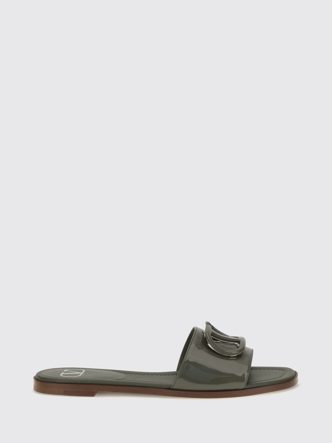 vlogo signature patent leather low heel slide sandals