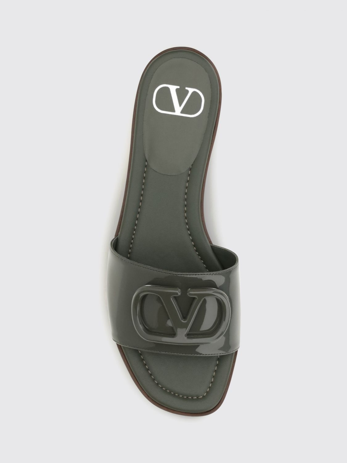 woman's heeled sandal