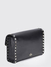 woman's shoulder bag