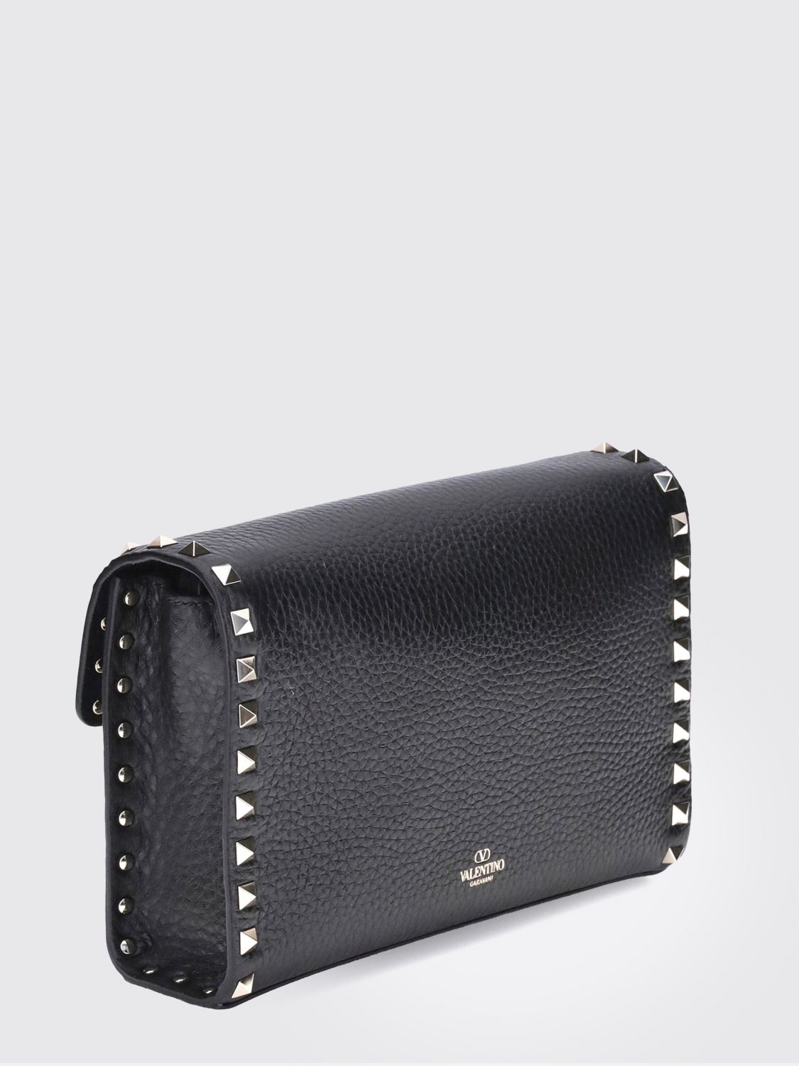 woman's shoulder bag