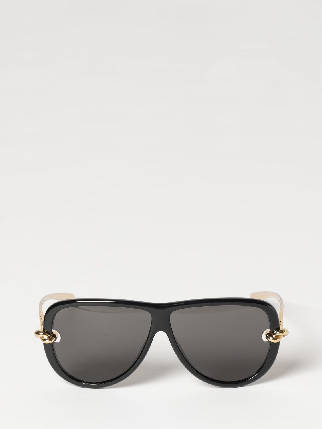 woman's sunglasses