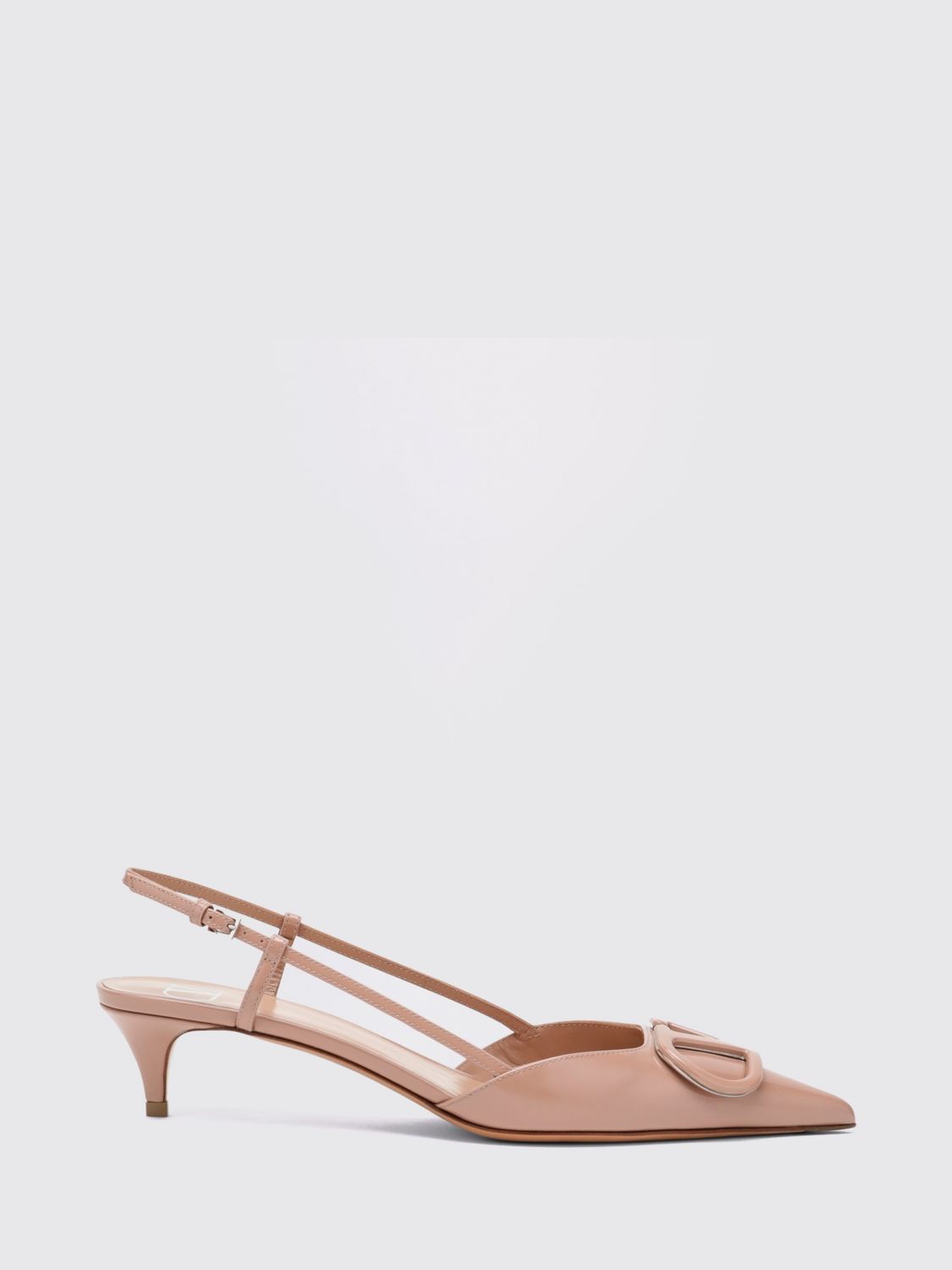 woman's flat shoes