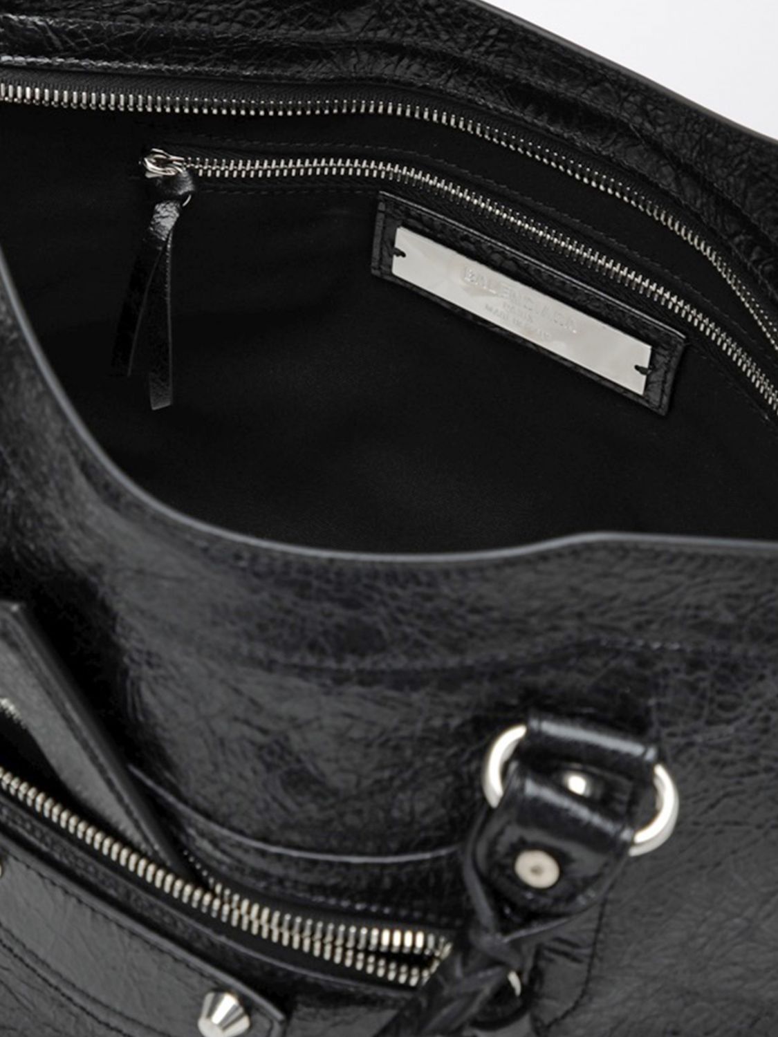 medium le city handbag in arena lambskin with studs